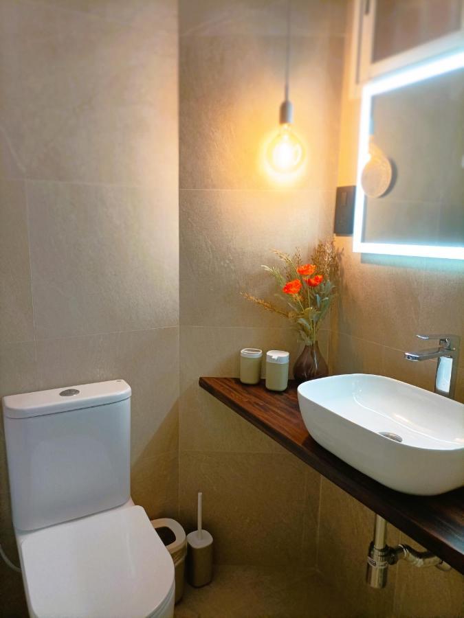 דירות Joan Miro Luxury טורמולינוס מראה חיצוני תמונה